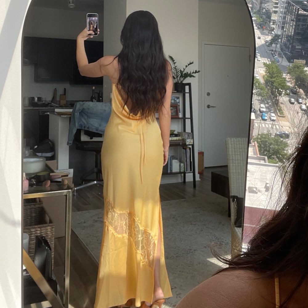 Meshi Maxi Dress in Butter size xs - Picture 4 of 5
